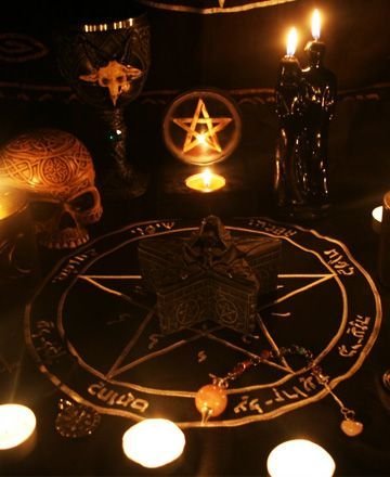 Black magic removal astrologer in Bangalore performing spiritual protection rituals for negative energy removal